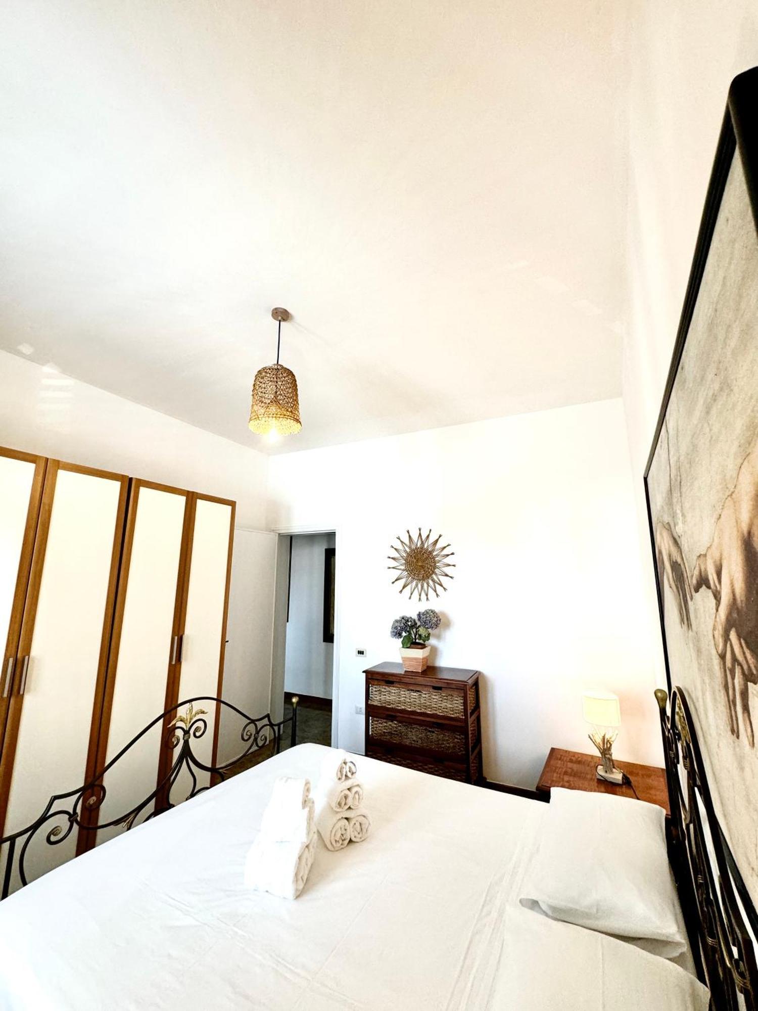 Aquarama Rooms & Apartments Torre Squillace ภายนอก รูปภาพ